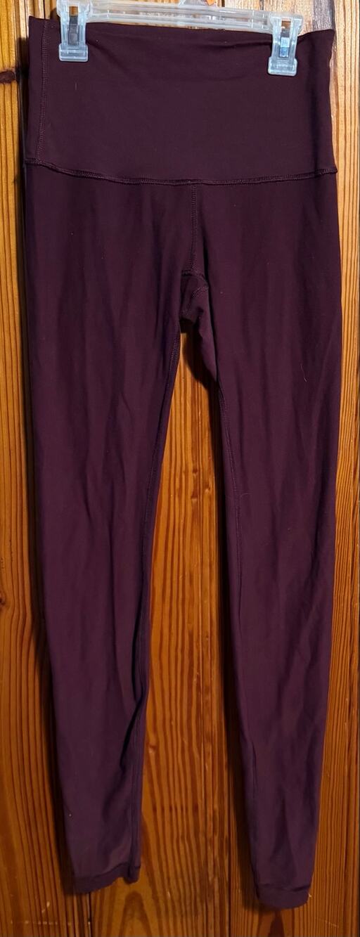 Lululemon Women’s full length leggings plum align high rise size 6 gym workout